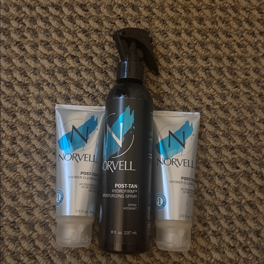 Norvell Post-Tan Moisturizing Spray and Shower Cleanser Set - Black and Blue